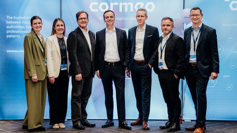 v.l.: Ina Glaser, VP Marketing cormeo, Pia Danne, VP Finance cormeo, Stephen Owens, CEO Docuvera, Deniz Pielsticker, CFO Bertelsmann Investments, Tobias Beer, COO cormeo &amp; Member of the Advisory Board Docuvera, Peter Koop, CEO cormeo und Martin Schmid, COO cormeo