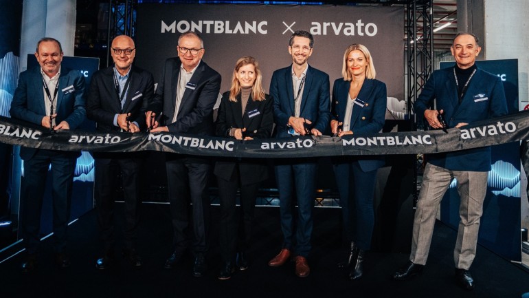 Gruppenbild des Managements der beteiligten Firmen