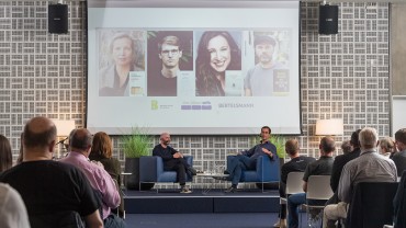 Das „Blaue Sofa” begeistert bei der Premiere in Luxemburg