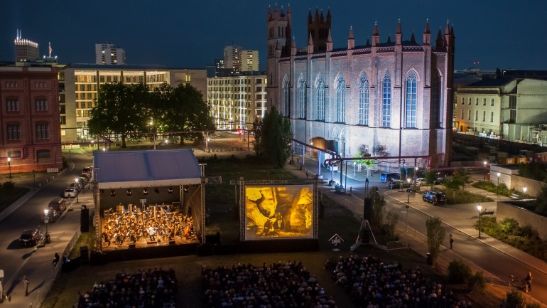 UFA Filmnächte 2013 auf dem Schinkelplatz