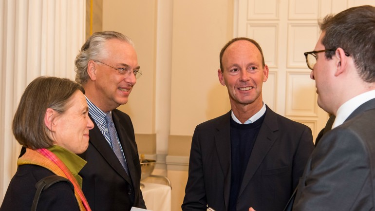 Thomas Rabe im Gespräch mit (v.l.): Dr. Veronika Braunfels, Prof. Michael Eissenhauer, Generaldirektor der Staatlichen Museen zu Berlin - Preußischer Kulturbesitz, und Pierluigi Ledda, General Manager des Archivio Storico Ricordi