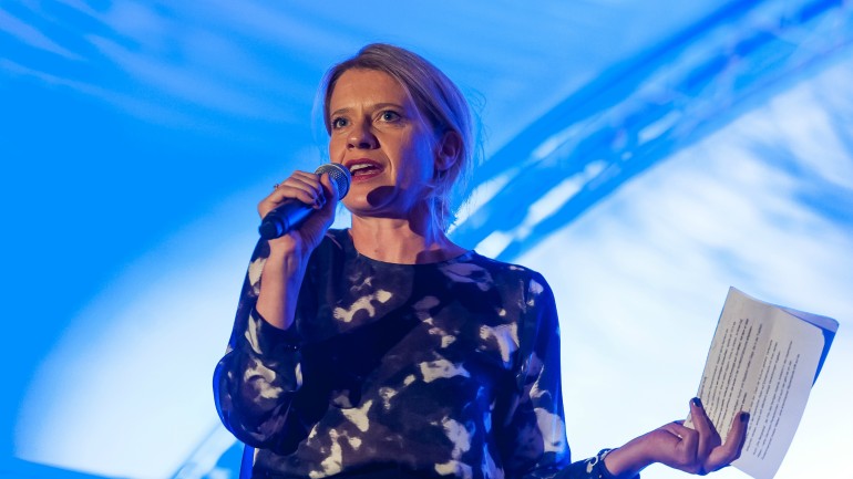 Filmpatin Caroline Peters führte in alle drei Filme ein.