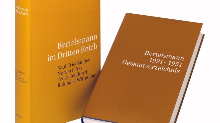 2003 legt die UHK ihren Abschlussbericht zur Rolle von Bertelsmann im Dritten Reich vor.