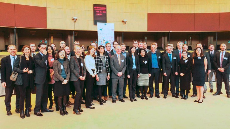 Mitglieder der Initiative „Alliance to Better Protect Minors Online“