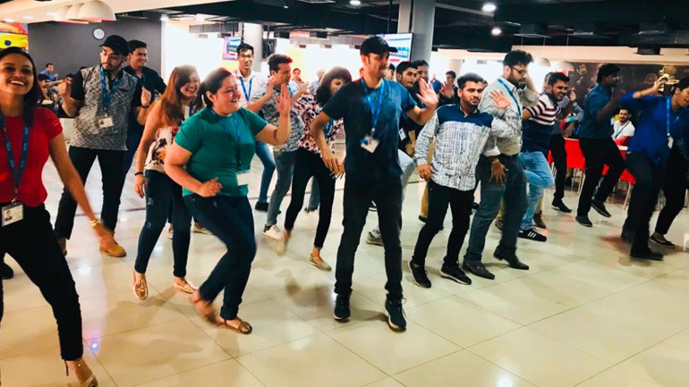 Bei Arvato in Gurgaon stand Zumba auf dem Programm