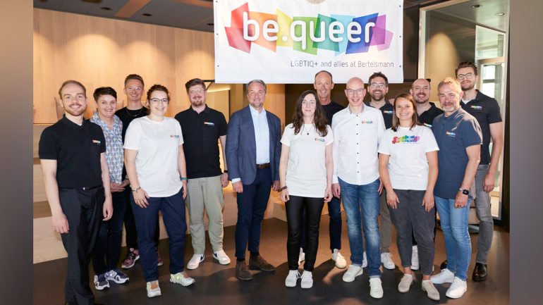 Be.queer feiert sechsjähriges Bestehen Bertelsmann SE & Co. KGaA