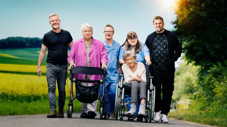 André Dietz, Marianne Morbach, Louis, Sarah, Ilse Lang, Tim Mälzer (v. l.).